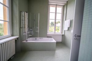 Koupelna v ubytování Hôtel Château Schengen