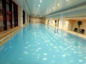 Πισίνα στο ή κοντά στο Shenyang Rayfont International Hotel