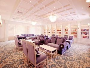 Posezení v ubytování Lake Piedmont International Hotel + 230 fotografií