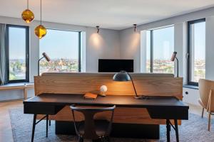 TV/Unterhaltungsangebot in der Unterkunft Andaz Munich Schwabinger Tor, By Hyatt