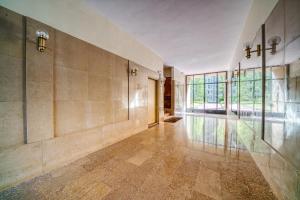Fotografia z galérie ubytovania Stylish Apartment with a Balcony in Paris v Paríži