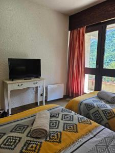 Postel nebo postele na pokoji v ubytování La Bicyclette Chambre Privée , Le Refuge Du Phoenix