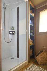 Łazienka w obiekcie Camping U Pirellu