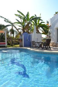 The swimming pool at or close to Casa Mar Még 10 kép