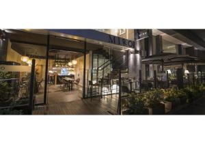 Um restaurante ou outro lugar para comer em The George, Urban Boutique Hotel