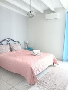 Ένα ή περισσότερα κρεβάτια σε δωμάτιο στο Beautiful Loft Ilion
