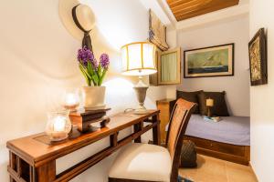 Zona d'estar a Gardenia Junior Suite In Epidavros with Shared Pool