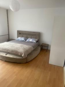 Postel nebo postele na pokoji v ubytování Apartmani Fenix