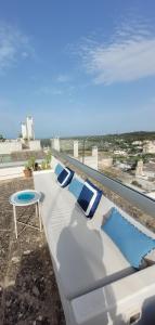 Balkón alebo terasa v ubytovaní Portadamare, luxury home with mini pool and panoramic terrace
