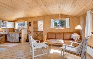 Η κουζίνα ή μικρή κουζίνα στο Nice Home In Hadsund With Kitchen