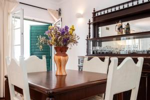 Fotografie z fotogalerie ubytování Sines beach front Villa v destinaci Sines