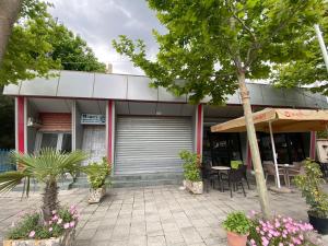 Budova, v ktorej sa apartmán nachádza