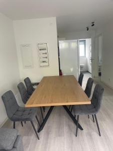 Afbeelding uit fotogalerij van Boardinghouse am Wald in Brieselang +15 foto's