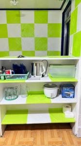 Billede fra billedgalleriet på Deyo Guest House Room Green i Butuan + 7 billeder