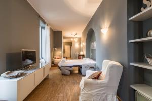 Postel nebo postele na pokoji v ubytování Porta Venezia Open Space - Due passi dal Duomo - 2 bagni