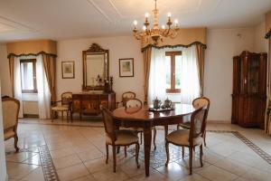 Posezení v ubytování Villa Delle More - Villa con piscina Montesilvano