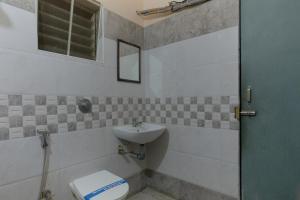 Koupelna v ubytování Prasana Residency