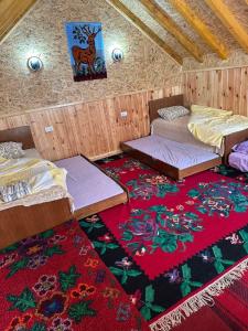 Voodi või voodid majutusasutuse Cottage Wrong turn toas +9 fotot