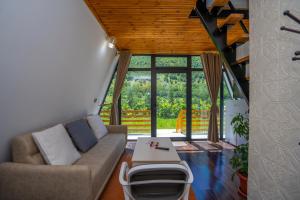 Posezení v ubytování Arditi's Chalets