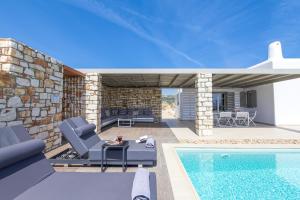 Bazén v ubytování IL SOGNO VILLAS Paros nebo v jeho okolí