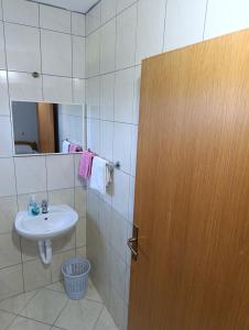 Un baño de Guest House Robi 47 fotos más