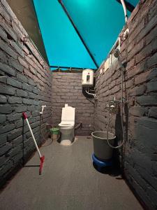 Fotografie z fotogalerie ubytování Monkey Mud House and Camps, Bir v destinaci Bir