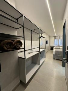 Llit o llits en una habitació de 232 Concept Hotel