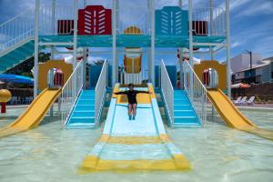 Bazén v ubytování Brisa da Praia Park Hotel nebo v jeho okolí