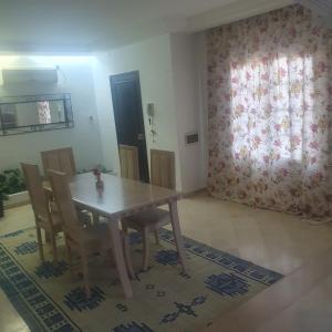 Fotografie z fotogalerie ubytování Agréable maison pour vos vacances v destinaci Borj el Khessous