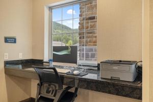 Fotografie z fotogalerie ubytování Cobblestone Hotel & Suites - Alpine v destinaci Alpine