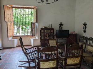 Μια τηλεόραση ή/και κέντρο ψυχαγωγίας στο Casa Trespalacios