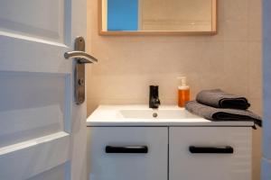 Φωτογραφία από το άλμπουμ του Le Saint-Louis 1, Terrasse, Cosy, cœur de ville bord de Loire, commerces à pied σε Gien