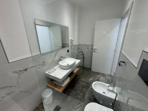 Koupelna v ubytování GRA' Suite Deluxe