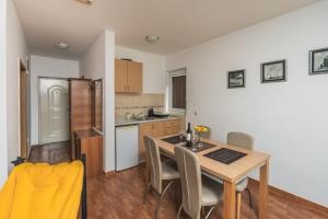 Φωτογραφία από το άλμπουμ του Apartments Franićević σε Petrovac na Moru
