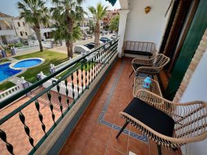 Μπαλκόνι ή βεράντα στο Casa de sueños with private roof terrace and jacuzzi