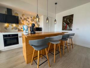 Galeriebild der Unterkunft Princess Apartment with Sea View and Private Parking for 2 Cars in Dramalj