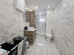 Billede fra billedgalleriet på Au Mboa Appartement 2 Chambres au Coeur de Conflans i Conflans-Sainte-Honorine