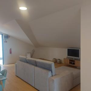 Μια τηλεόραση ή/και κέντρο ψυχαγωγίας στο Maria's House +48 φωτογραφίες