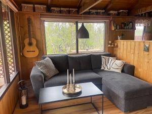 Posezení v ubytování Salmon River Cabin
