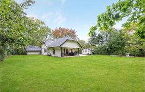 Κήπος έξω από το 4 Bedroom Nice Home In Toftlund +21 φωτογραφίες