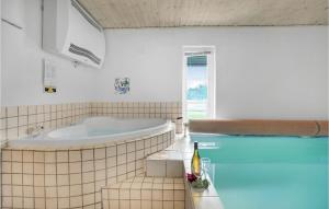 Fotografie z fotogalerie ubytování Gorgeous Home In Rømø With Sauna v destinaci Toftum + 17 fotografií