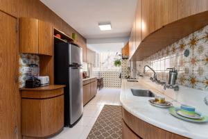 Кухня или мини-кухня в Apartamento vista mar e vista pão de açúcar

