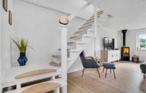 Μια τηλεόραση ή/και κέντρο ψυχαγωγίας στο Amazing Home In Skagen With Wifi