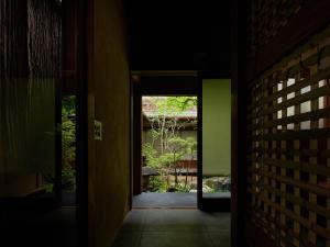 Un jardín fuera de 京の宿　石原
