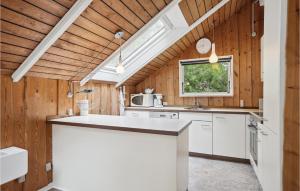 Køkken eller tekøkken på Holiday Home Mosevænget Hemmet I