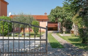 Vonkajšia záhrada v ubytovaní Holiday Home Orihi I