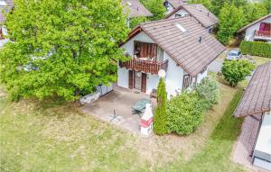 an overhead view of a house with a backyard at Ferienhaus 12 In Kirchheim in Kirchheim