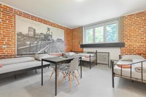 Posteľ alebo postele v izbe v ubytovaní Hostel na Šalamouně