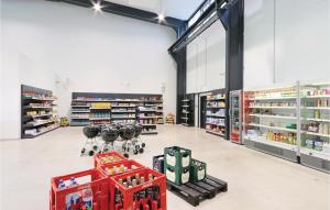 Ein Supermarkt oder andere Läden im Ferienhaus oder in der Nähe
