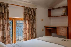 Postel nebo postele na pokoji v ubytování Hotel Castle